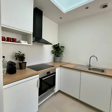 Centre Apartment *